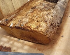 Stara podporna struktura. En od obiskovalcev, mi je povedal, da je tako stanje špirovcev značilno za večino pariških stavb.