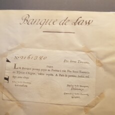 Bankovce v Franciji je uvedel škotski ekonomist John Law in so v času pomanjkanja kovin veljali kot kreditna pisma.