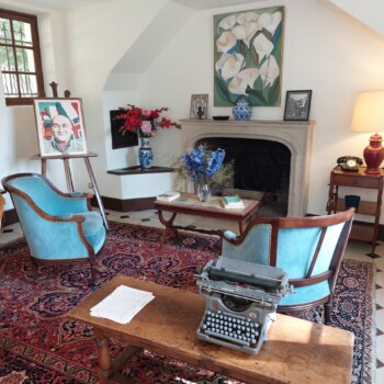 Dnevna soba, kjer so posneli nekaj intervjujev z njim.