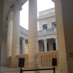 Palača Galliera - pariški muzej mode - atrij.