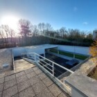 Klančina vodi iz terase prvega nadstropja na strešno teraso.