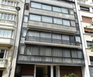 Blok Molitor, kjer je stanovanje-atelje Le Corbusierja Vir slike: Wikipedija