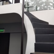 stanovanje-atelje - stopnice v nadstropje